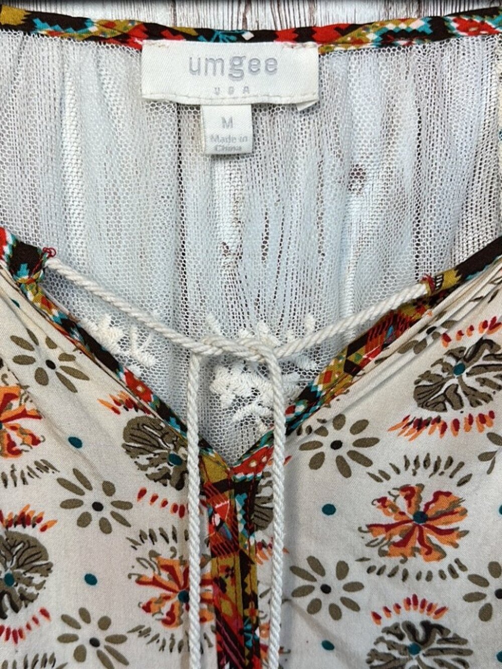 Umgee Women's Flowy Peasant Blouse Boho sz Medium Lace Panel Tassel Tan Orange - Picture 4 of 15